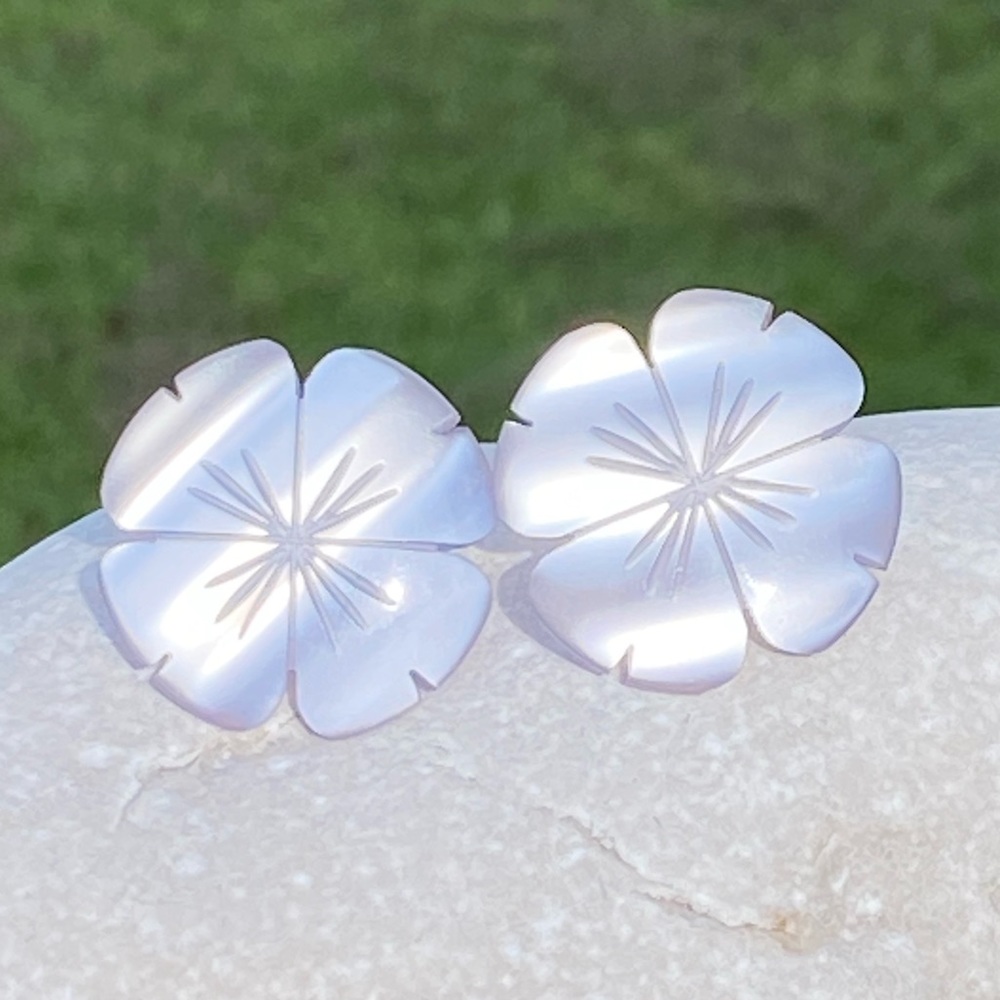 Vintage Lavender purple flower fashion earrings 80’s